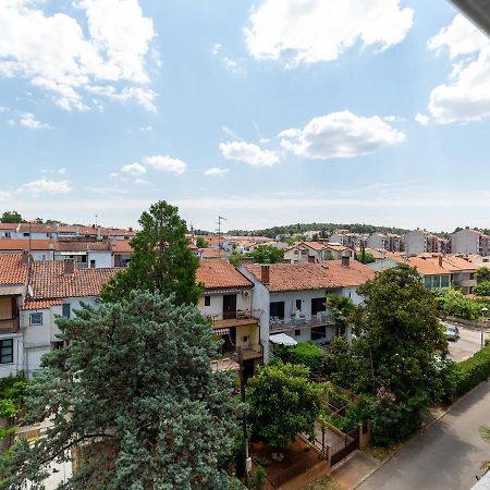 Amoroso Apartment 200M From Sea Poreč Extérieur photo