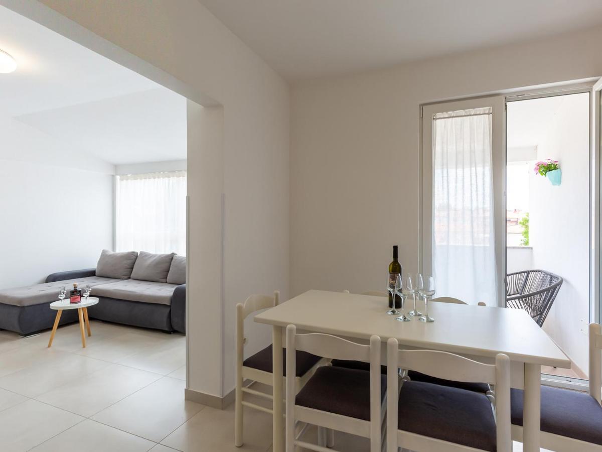 Amoroso Apartment 200M From Sea Poreč Extérieur photo