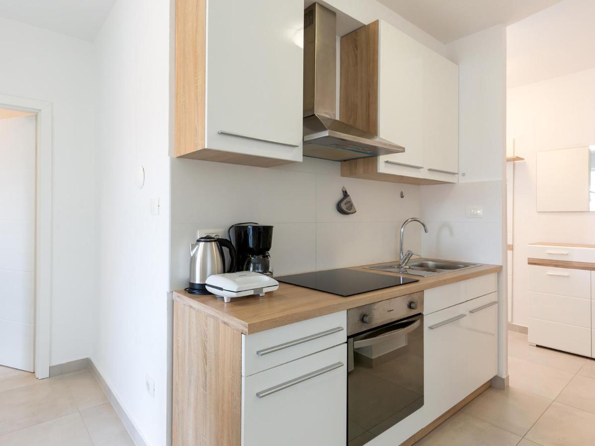 Amoroso Apartment 200M From Sea Poreč Extérieur photo