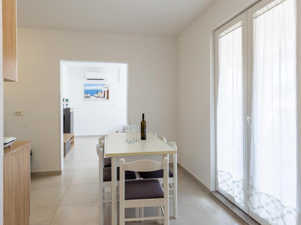 Amoroso Apartment 200M From Sea Poreč Extérieur photo