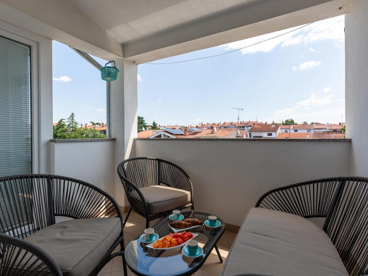 Amoroso Apartment 200M From Sea Poreč Extérieur photo